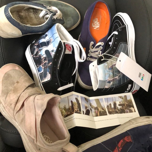 👩🏻🎨 Vans Sk8-hi Frances Stark "Poets on the Pyre" Museum of Contemporary Art - Picture 3 of 3